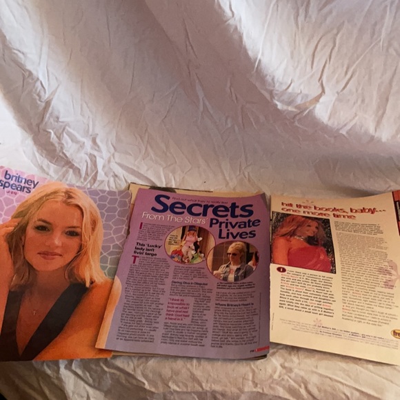 Britney Spears! 90’s Memorabilia - Picture 9 of 12